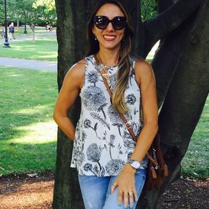 Meet your Posher, Melissa